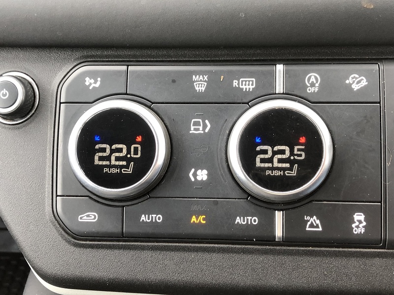 Land Rover Defender 90 D250 MHEV - U1919