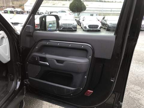 Land Rover Defender 90 D250 MHEV - U1919