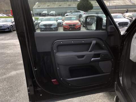 Land Rover Defender 90 D250 MHEV - U1919