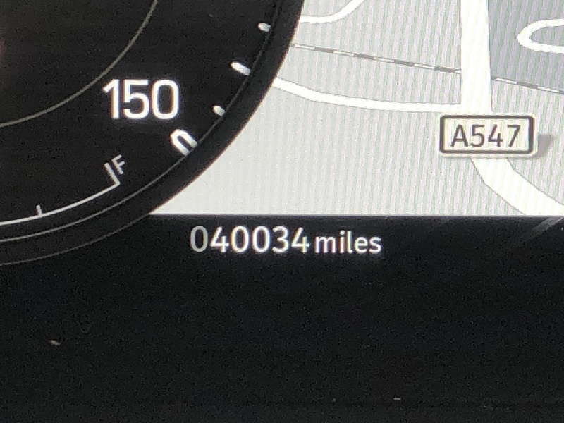 Land Rover Defender 90 D250 MHEV - U1919