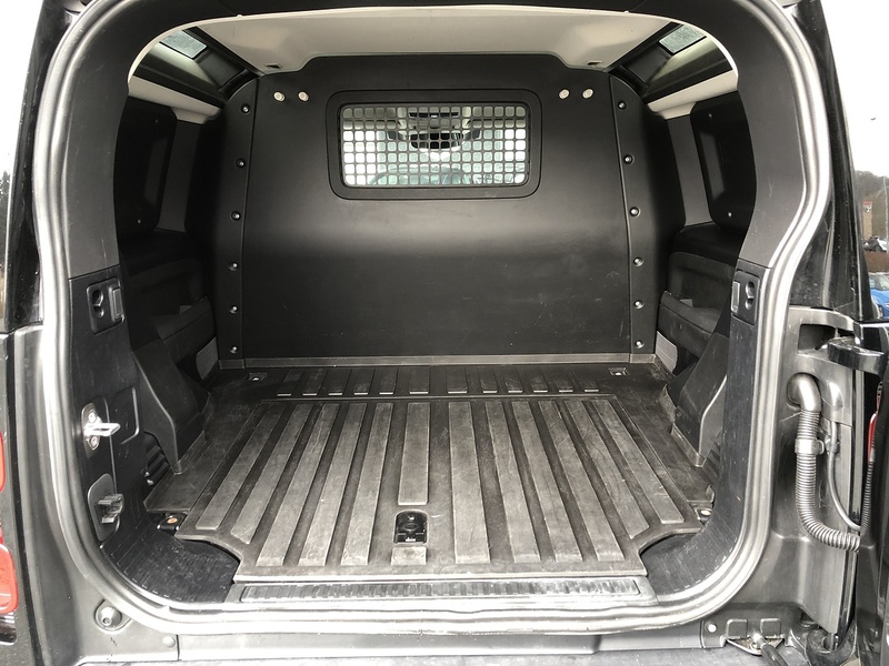 Land Rover Defender 90 D250 MHEV - U1919