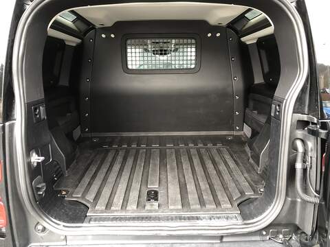 Land Rover Defender 90 D250 MHEV - U1919