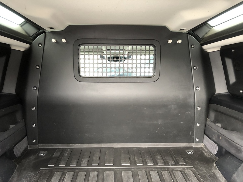 Land Rover Defender 90 D250 MHEV - U1919