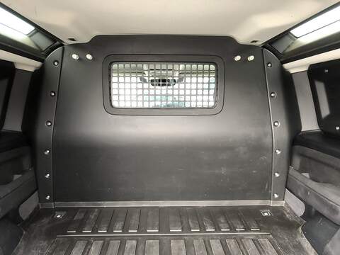 Land Rover Defender 90 D250 MHEV - U1919