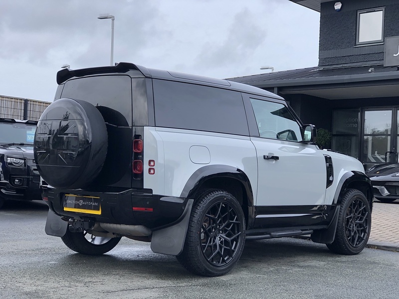 Land Rover Defender 90 D250 MHEV - U1919