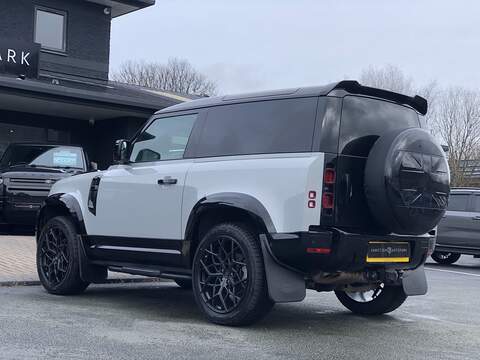 Land Rover Defender 90 D250 MHEV - U1919