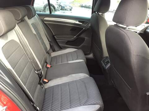 Volkswagen Golf TDI BlueMotion Tech R-Line - U1920