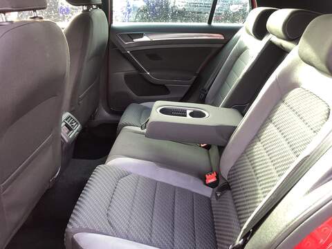 Volkswagen Golf TDI BlueMotion Tech R-Line - U1920