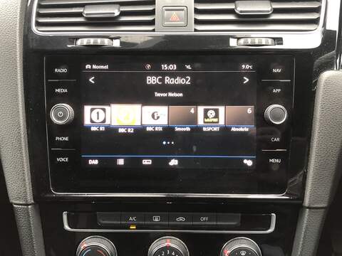 Volkswagen Golf TDI BlueMotion Tech R-Line - U1920