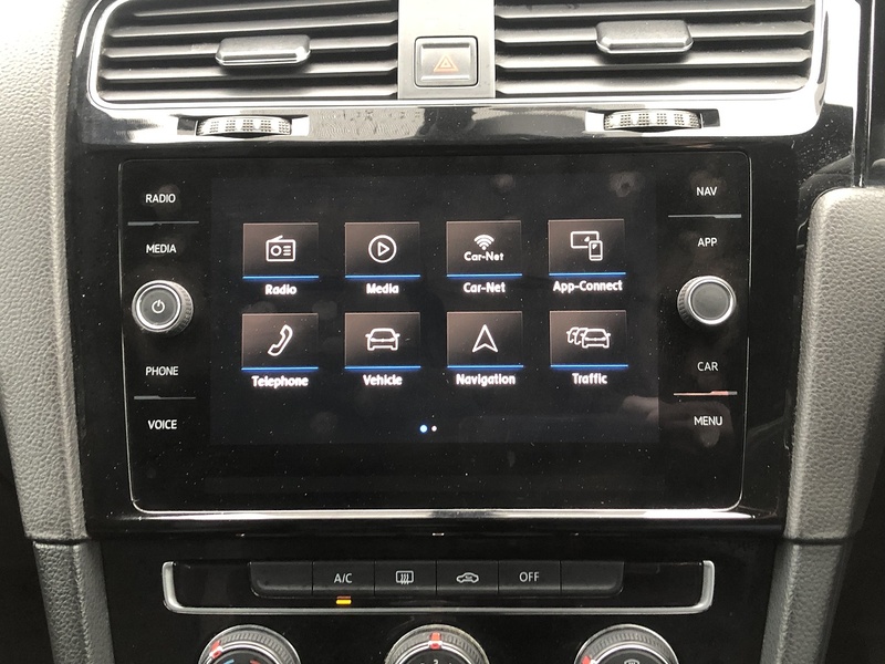 Volkswagen Golf TDI BlueMotion Tech R-Line - U1920