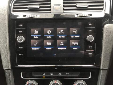 Volkswagen Golf TDI BlueMotion Tech R-Line - U1920