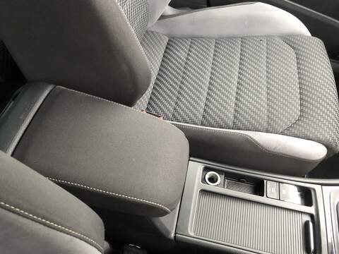 Volkswagen Golf TDI BlueMotion Tech R-Line - U1920