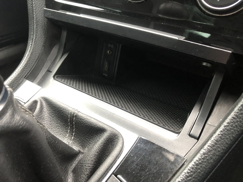 Volkswagen Golf TDI BlueMotion Tech R-Line - U1920