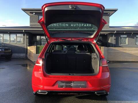 Volkswagen Golf TDI BlueMotion Tech R-Line - U1920