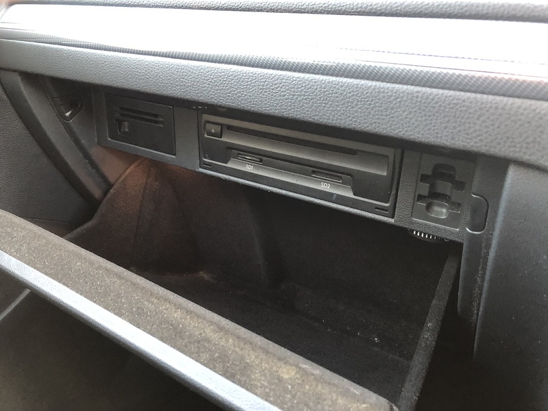 Volkswagen Golf TDI BlueMotion Tech R-Line - U1920