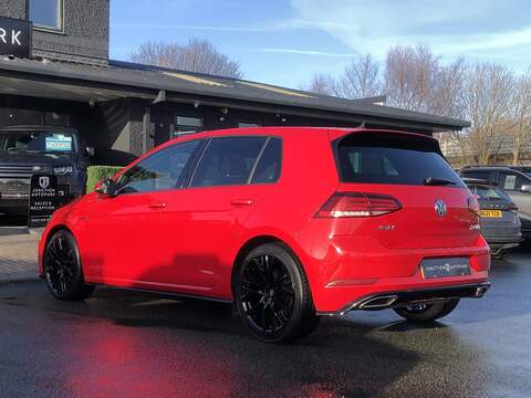 Volkswagen Golf TDI BlueMotion Tech R-Line - U1920