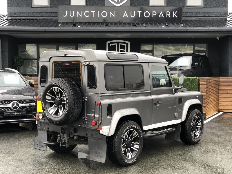 Land Rover Defender 90 TDCi XS - U1924