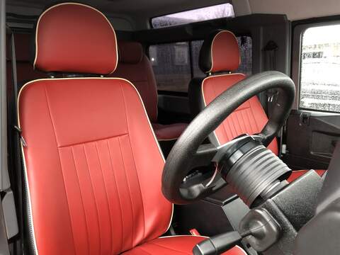 Land Rover Defender 90 TDCi XS - U1924