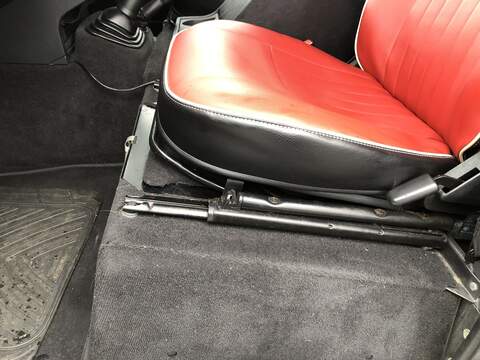 Land Rover Defender 90 TDCi XS - U1924