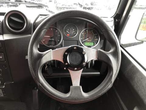 Land Rover Defender 90 TDCi XS - U1924