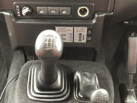 Land Rover Defender 90 TDCi XS - U1924