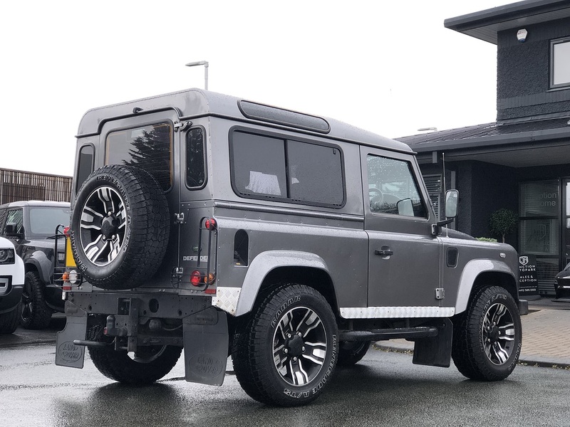 Land Rover Defender 90 TDCi XS - U1924