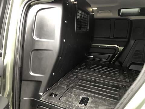 Land Rover Defender 110 D250 MHEV HSE - U1935