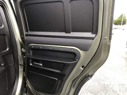 Land Rover Defender 110 D250 MHEV HSE - U1935