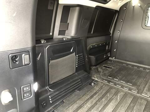 Land Rover Defender 110 D250 MHEV HSE - U1935