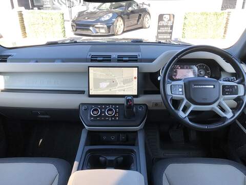 Land Rover Defender 110 D250 MHEV X-Dynamic S - U1958