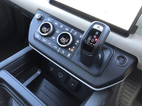 Land Rover Defender 110 D250 MHEV X-Dynamic S - U1958