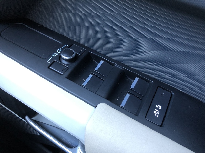 Land Rover Defender 110 D250 MHEV X-Dynamic S - U1958