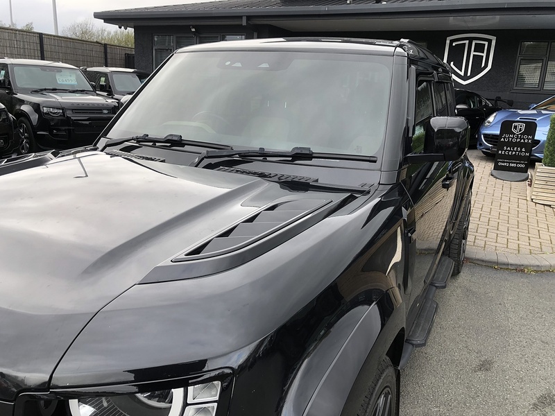 Land Rover Defender 110 D250 MHEV X-Dynamic S - U1958