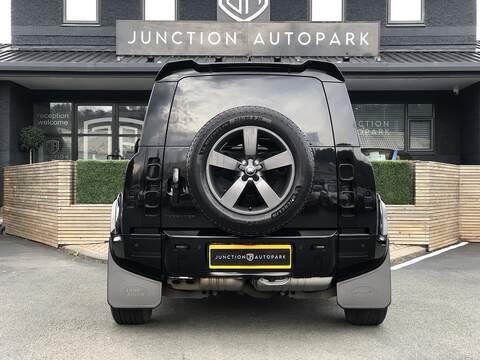 Land Rover Defender 90 D250 MHEV X-Dynamic SE - U1962