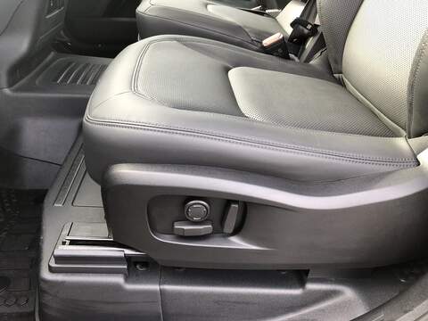 Land Rover Defender 90 D250 MHEV X-Dynamic SE - U1962