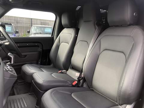 Land Rover Defender 90 D250 MHEV X-Dynamic SE - U1962