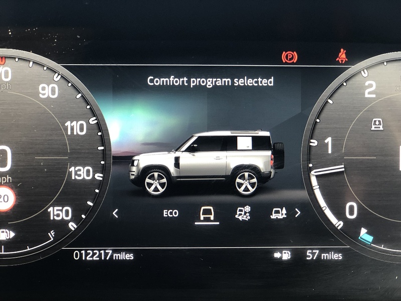 Land Rover Defender 90 D250 MHEV X-Dynamic SE - U1962