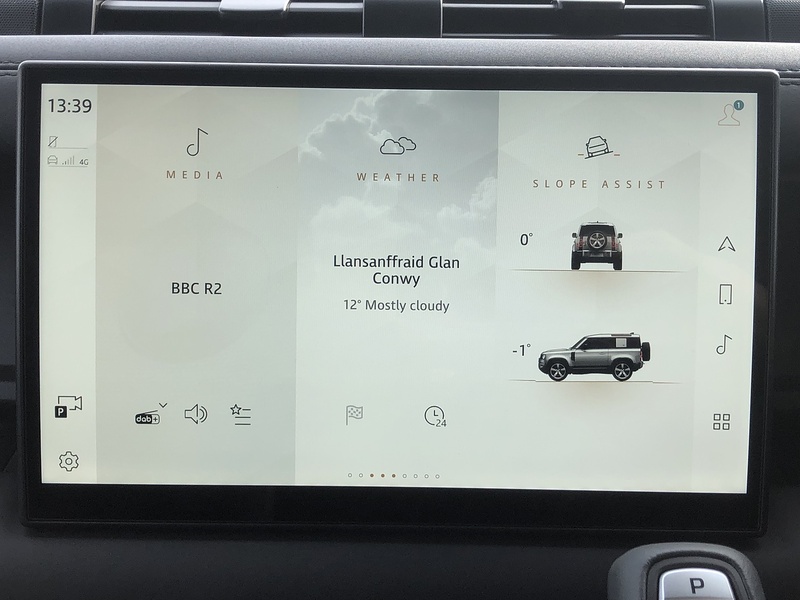 Land Rover Defender 90 D250 MHEV X-Dynamic SE - U1962