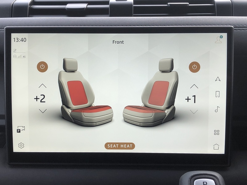 Land Rover Defender 90 D250 MHEV X-Dynamic SE - U1962