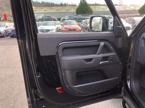 Land Rover Defender 90 D250 MHEV X-Dynamic SE - U1962