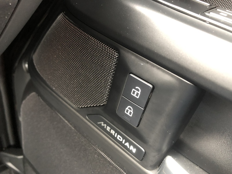 Land Rover Defender 90 D250 MHEV X-Dynamic SE - U1962