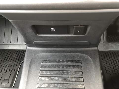 Land Rover Defender 90 D250 MHEV X-Dynamic SE - U1962