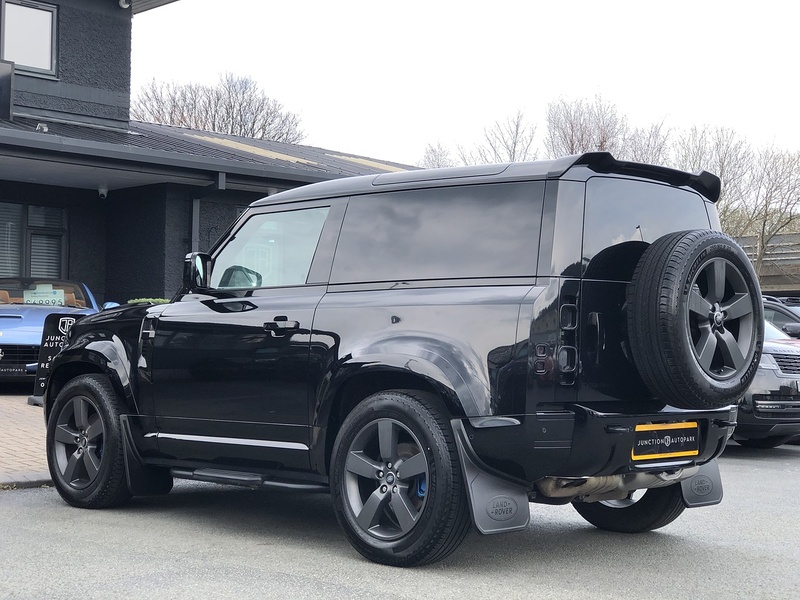 Land Rover Defender 90 D250 MHEV X-Dynamic SE - U1962