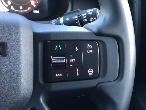 Land Rover Defender 90 D250 MHEV X-Dynamic SE - U1962