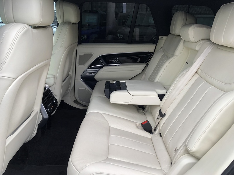 Land Rover Range Rover D350 MHEV HSE - U1965
