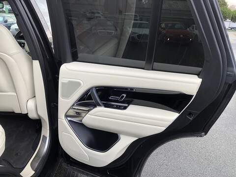 Land Rover Range Rover D350 MHEV HSE - U1965