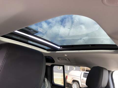 Land Rover Defender 110 D250 MHEV XS Edition - U1966