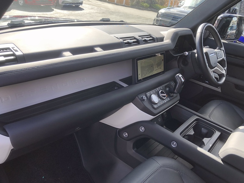 Land Rover Defender 110 D250 MHEV XS Edition - U1966