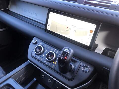 Land Rover Defender 110 D250 MHEV XS Edition - U1966