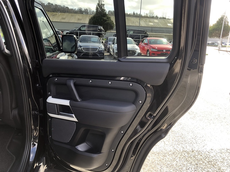 Land Rover Defender 110 D250 MHEV XS Edition - U1966